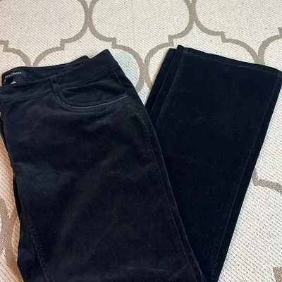 White House Black Market Veludo Preto Bota Elegante 5 Calças de Bolso, 14 Curtas - Imagem 1 de 4