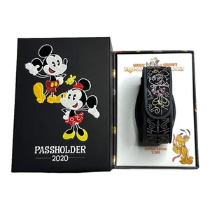 Disney Parks Mickey & Minnie's Runaway Railway Passholder Magic Band LE 2500 - Picture 1 of 4