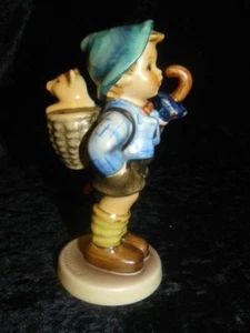 Hummel Figur ,  198 2 / 0  ,  Glückskauf , 1. Wahl   B1151 - Bild 1 von 3