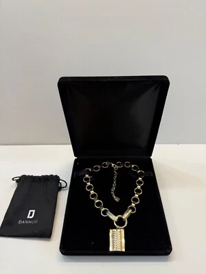 Collar colgante enchapado en oro Dannijo Elisa - Nuevo en bolsa $245 RV ~ ENVÍO RÁPIDO GRATUITO Foto 1 de 3