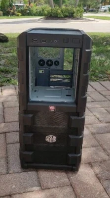 Cooler Master Full Size Computer Case - Image 1 of 4