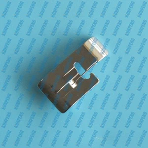 Passt für Viking Husqvarna Nähmaschine Kantenfuß "J" 4123806-45