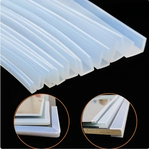 Striscia di tenuta silicone alimentare a forma di U bianco latte protezione bordi anti collisione - Foto 1 di 18