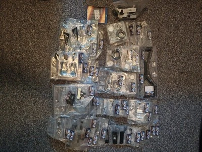 Eaglemoss 1:8 Scale Model Build The Delorean Issues 1-46 - Image 1 of 4