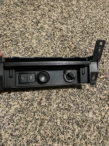 10-12 Ford Taurus SHO Center Dash Cubby 12v Power Outlet Ambient Sun Shade *READ - Picture 1 of 7