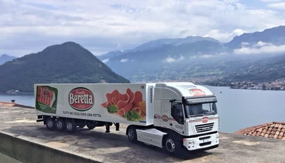 Camion Epoca IVECO STRALIS SALUMI BERETTA Vintage Truck Die Cast Model 1/43 - Immagine 1 di 4
