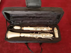 Ottimo clarinetto chiave G con custodia bianco bachelite nichelato clarinetto - Foto 1 di 9