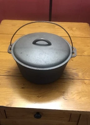 WKM 5qt Dutch Oven Lid Cast Iron Metal Pot Pan Vintage Style Farm Cookware Decor - Image 1 of 4