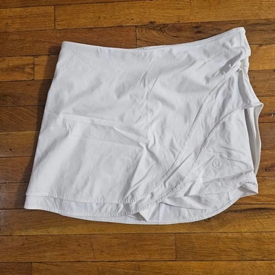 Women's Lululemon White Skort Size 10 - Image 1 of 4