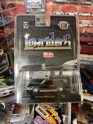 Buick Regal Lowrider 1987 negro 1/64 coche fundido a presión modelo M2 máquinas 31500-MJS69 Foto 1 de 4