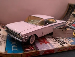 Franklin Mint Chevrolet Impala White 1960 - Picture 1 of 5