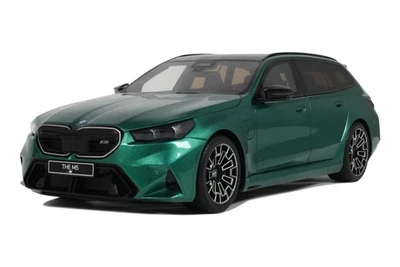 BMW M5 Touring Year 2024 green metallic 1:18 GT-Spirit Diecast Model Car GT509 - Image 1 of 4