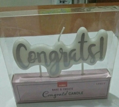 Vela de pastel de cumpleaños ¡Felicidades!  Foto 1 de 2