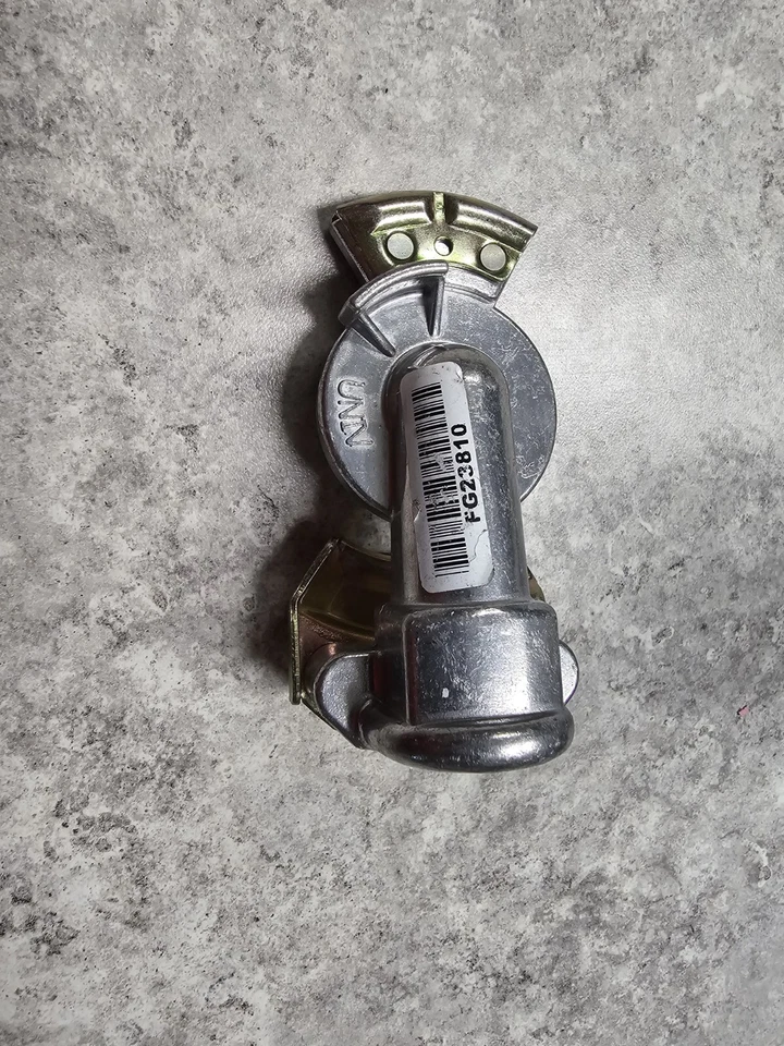 Aluminum Universal Gladhand Velvac 035038