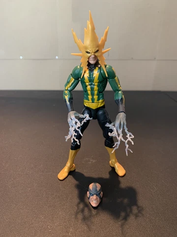 Marvel Legends Electro Space Venom BAF Spider-Man Cover