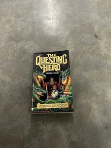 The Questing Hero (Wizard War Chronicles..., Cook, Hugh - Picture 1 of 3