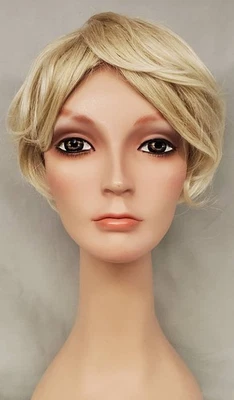 Peluca sintética Casey 2572 René de París color rubio cremoso nueva con etiquetas exhibición Foto 1 de 4