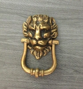 Brass Door Lion Face Door Knocker - Picture 1 of 2