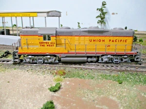 UP 321 GP9 PH 3 UNION PACIFICPROTO 2000,NEW GEARS,DC - Picture 1 of 15
