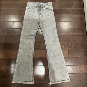 NWT Girl’s Tractr Low Rise Fray Hem Flare Jeans In Gray, Size 10 - Picture 1 of 6