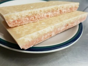 COCONUT ICE - old Fashion Handmade - 450g Gluten Free - Picture 1 of 5
