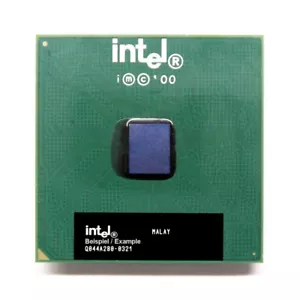 Intel Celeron SL4AB 667MHz/128K/66MHz Socket/Socket 370 CPU Copper Mine - Picture 1 of 1