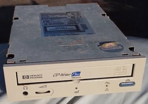 CD Writer Plus 7200i Hewlett Packard - Bild 1 von 6