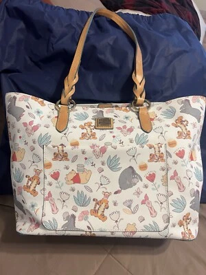  Bolso de Mano Dooney & Bourke Winnie The Pooh and Friends Parks Disney  Foto 1 de 4