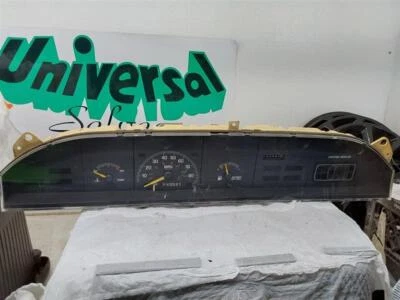 Pontiac Bonneville 1987 velocímetro cuadro de instrumentos  Foto 1 de 4