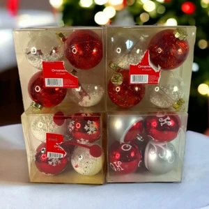 Juego de 16 bolas de plástico adorno árbol de Navidad rojo blanco copo de nieve nieve nieve nuevo - Imagen 1 de 11