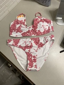 Roxy NWT Youth Girls Size 14 Pink White Floral 2-pc Swimsuit Set $65 - Picture 1 of 20