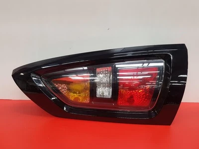 KIA SOUL 2010 5 PUERTAS ESCOTILLA LADO CERCANO LUZ TRASERA LÁMPARA DE PASAJERO  Foto 1 de 4