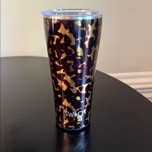 Vaso Swig 22 oz estampado de caparazón de tortuga - taza apenas usada con tapa - Imagen 1 de 5