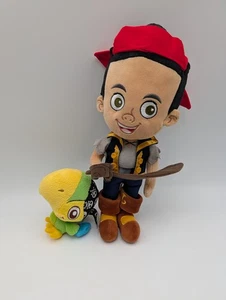 Lote de muñecas de peluche de loro de 13 pulgadas de Jake y los piratas del País de Nunca Jamás de Disney Store - Imagen 1 de 14