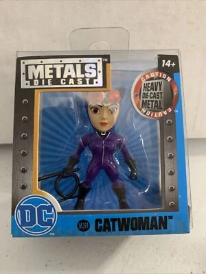 Figura de metal fundido pesado 2016 de Jada Toys - CatWoman en traje púrpura Foto 1 de 4