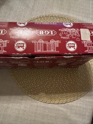 LGB 10000 G Gauge 12 Inch Brass Rail 1 Straight/6 CurveTrack Sections (Box of 7) - Image 1 of 4