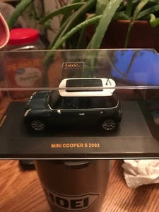 ixo models 1/43 scale Mini Cooper S 2002 MOC010 blue  - Picture 1 of 5