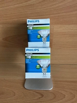 Philips 12v 30w 540 Lumen Closed Halogen Dichroic Bulb 5000h X 2 Bulbs - Image 1 of 4