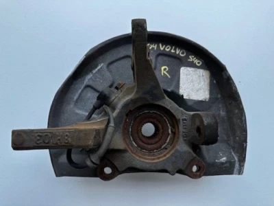 2001-2004 Volvo S40 V40 Right Front Suspension Steering Knuckle Spindle 46K OEM - Image 1 of 3