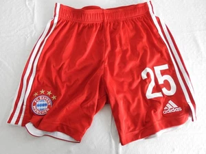 FC Bayern München Heimshorts #25 Adidas rot kurze Hose Gr. M Fußball Soccer - Bild 1 von 5