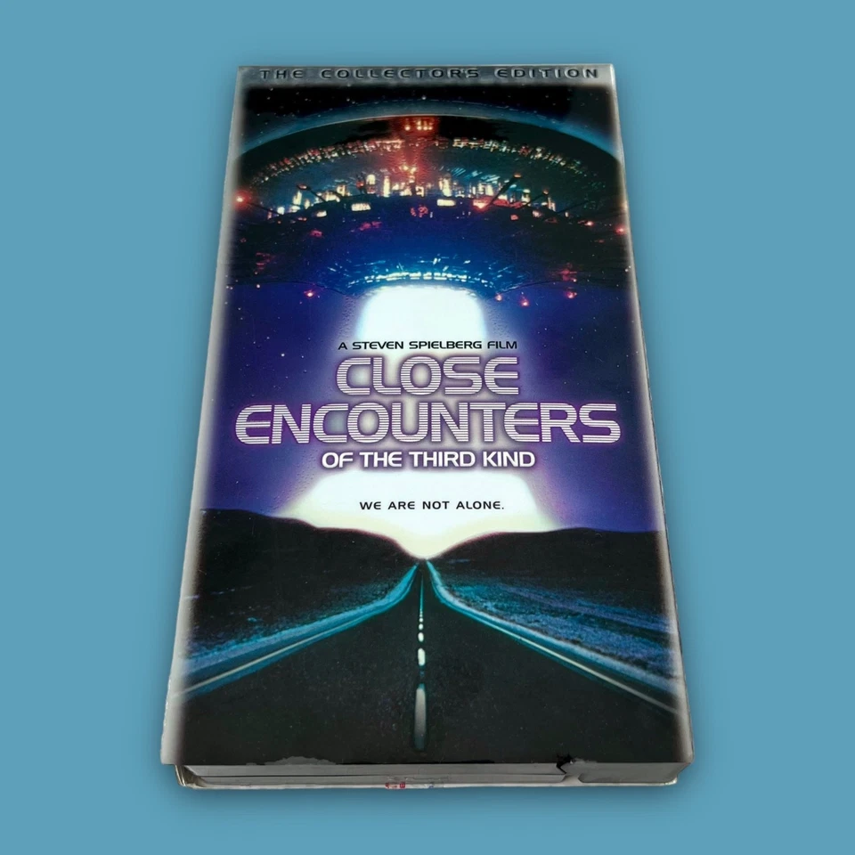 Close Encounters of the Third Kind VHS Tape Collectors Edition Movie Alien Film - Image 1 of 4