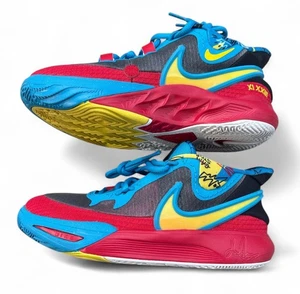 Schwarz/Tour gelb Kyrie 8 GO SE (GS) Größe 6Y neu mit Karton - Bild 1 von 5