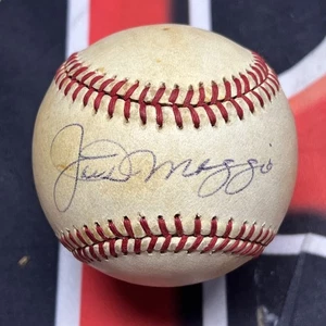 Joe Dimaggio Signed Autographed Baseball New York Yankees PSA LOA COA OMLB - Picture 1 of 6