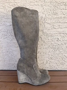 Botas BORN Crown para mujer talla 9,5 OLANA SASSO gamuza tacón alto de cuña - Imagen 1 de 11