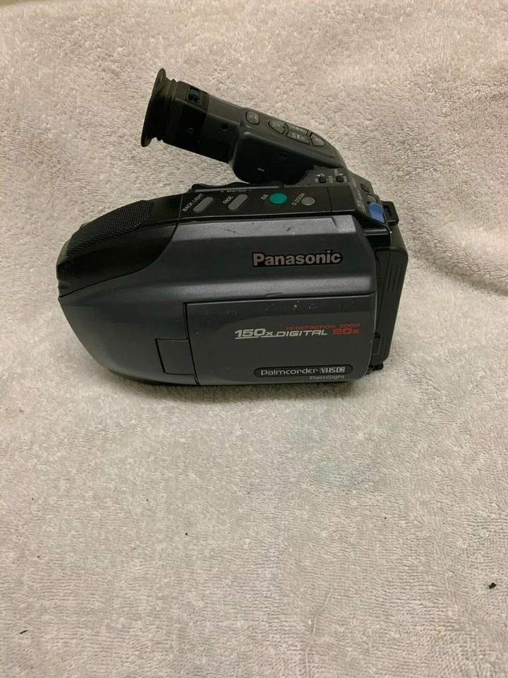 Panasonic PV-L501D Palmsight Palmcorder VHS-C 150x Zoom Video - Image 1 of 1