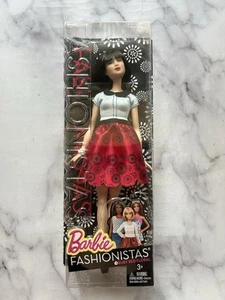 Mattel 2015 Barbie Fashionistas #19 Rubinrot Blumen Puppe DGY54 - Bild 1 von 2