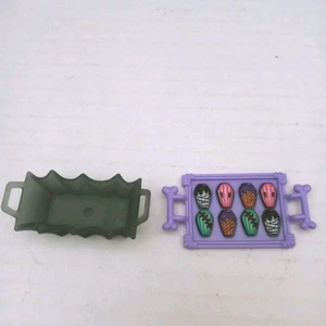 Monster High Doll G3 Coffin Bean Spooky Cafe Cookie Tray & Basket Accessory - Picture 1 of 8