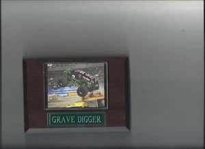 GRAVE DIGGER PLAQUE MONSTER TRUCK - Picture 1 of 1