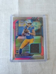Patch Rookie Justin Herbert Panini Prizm #29 Premier Rosa 2020 - Foto 1 di 6