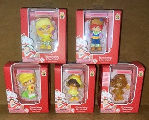 NEU IM KARTON THE LOYAL SUBJECTS TLS SPIELZEUG STRAWBERRY SHORTCAKE SET MIT 5 MINIFIGUREN RARITÄT - Bild 1 von 13